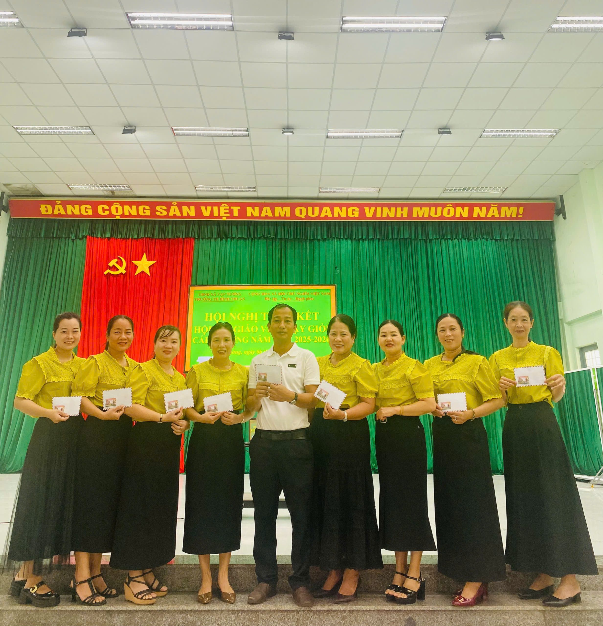 Thành phần Ban Giám khảo