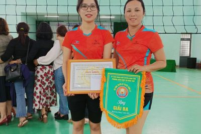 Tham gia hội thi bóng chuyền nữ ngành Giáo dục kỷ niệm 114 năm ngày QTPN 08/3