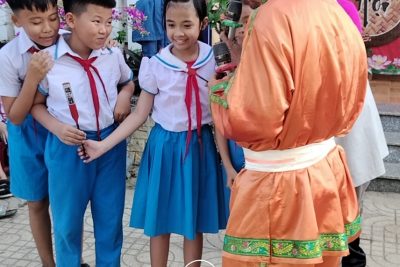 HOẠT ĐỘNG TRẢI NGHIÊM : “Em yêu làn điệu dân ca bài chòi” Chào mừng kỷ niệm 48 năm Ngày Giải phóng Miền Nam, thống nhất đất nước  (30/04/1975 – 30/04/2023)